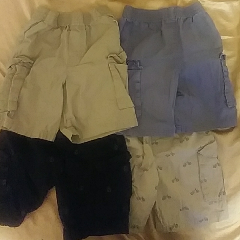 4 pair of toddler boys shorts
